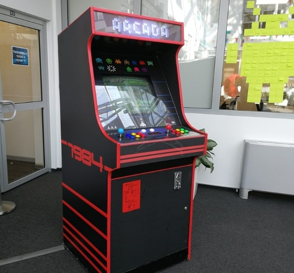 картинка Игровой автомат Аркадный от магазина Одежда+