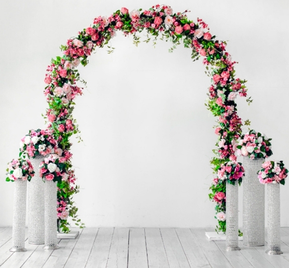 картинка Цветочная свадебная арка от магазина Одежда+