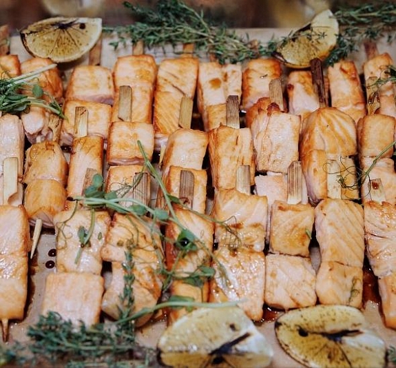 картинка Фуршет, вэлком и анимационные станции от компании Рент-Бери