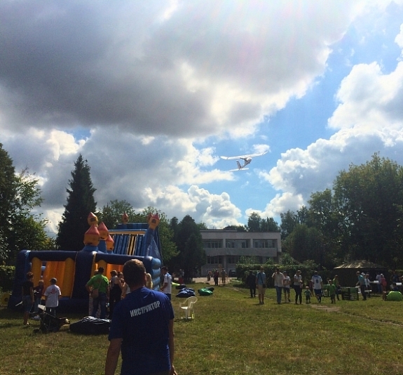 Радиоуправляемый самолет рис 5