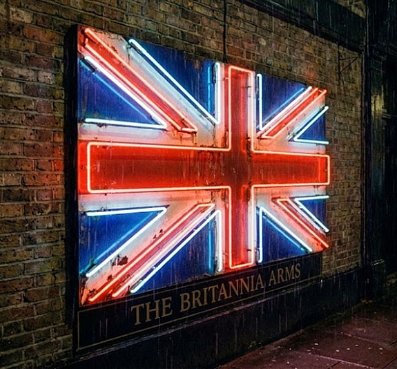 Неоновая вывеска «Флаги стран» в аренду рис 2