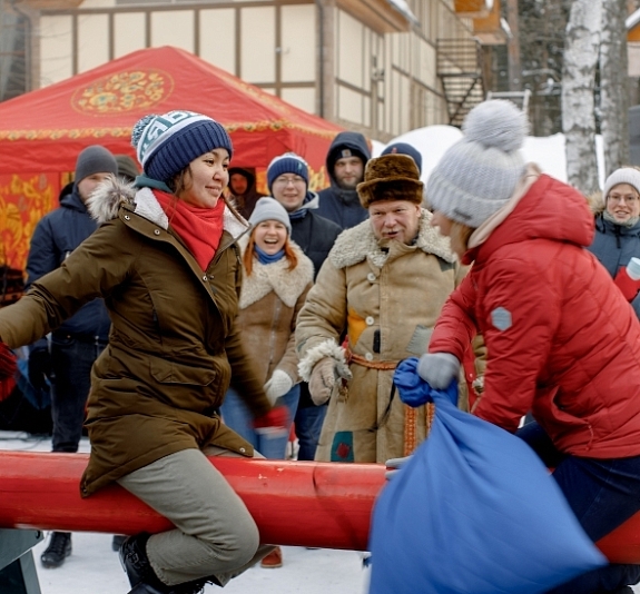 картинка Бой подушками от компании Рент-Бери
