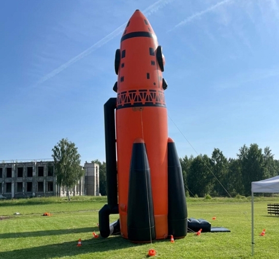 картинка Батут Кенгуру "Ракета" от компании Рент-Бери