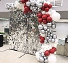 картинка Фотозона из серебряных пайеток от компании Рент-Бери