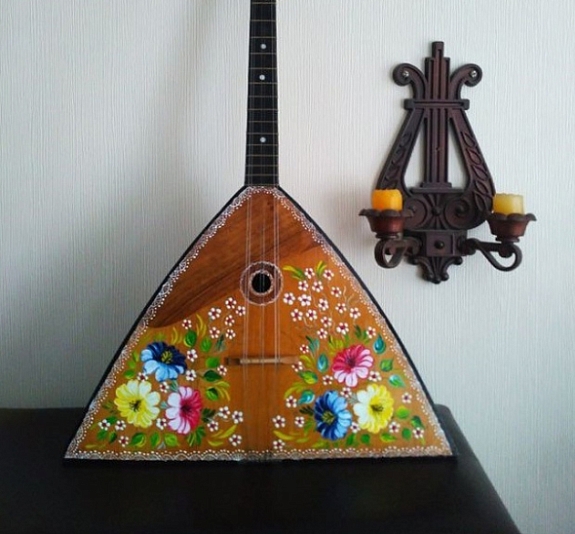 Мастер-класс «Роспись балалаек» рис 1