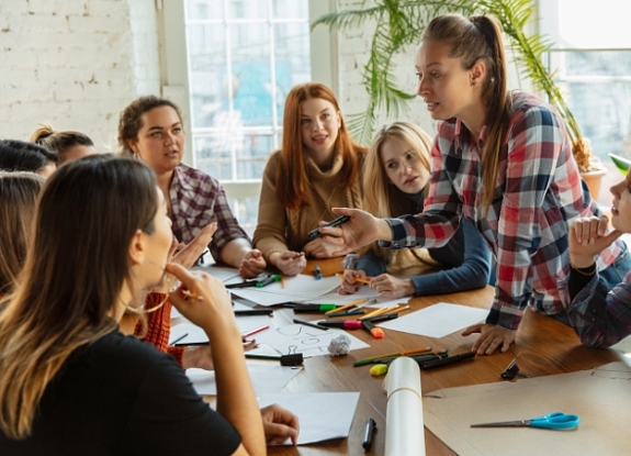 картинка Женский квиз от компании Рент-Бери