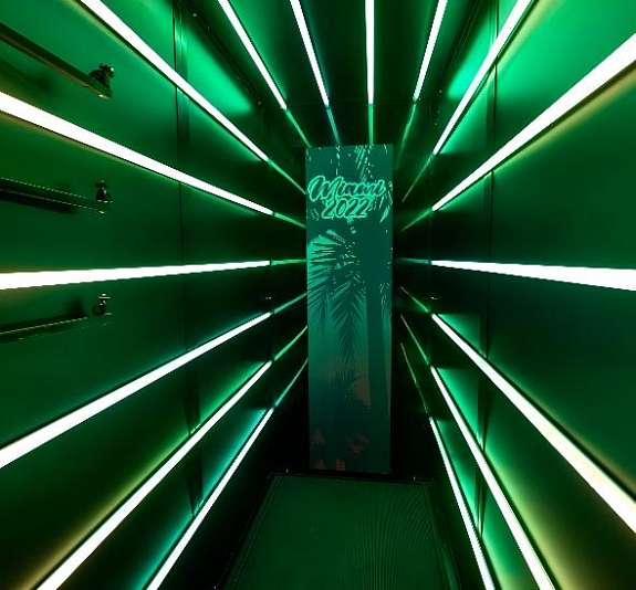 Фотозона "Неоновый туннель" рис 1