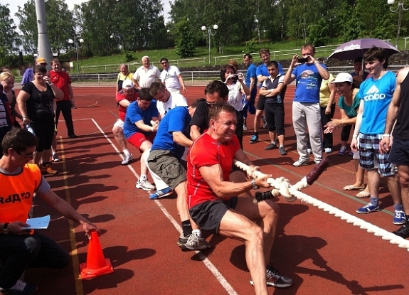 картинка Перетягивание каната от компании Рент-Бери