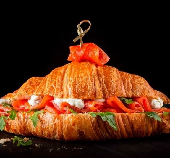 Круассан с сёмгой рис 1