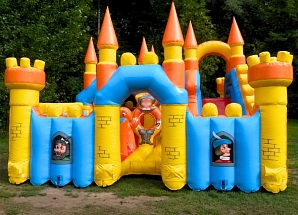 Батут с горкой "Кот в Сапогах"