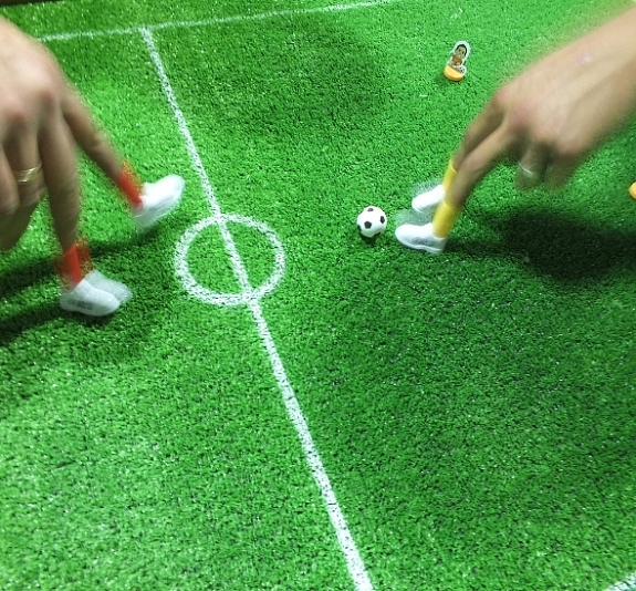Футбол на пальцах рис 4