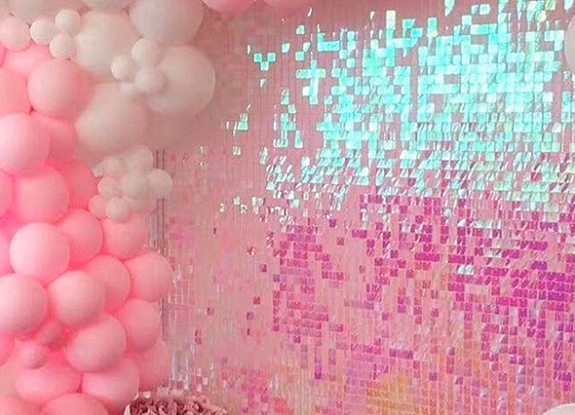 Фотозона Пайетки розовый перламутр