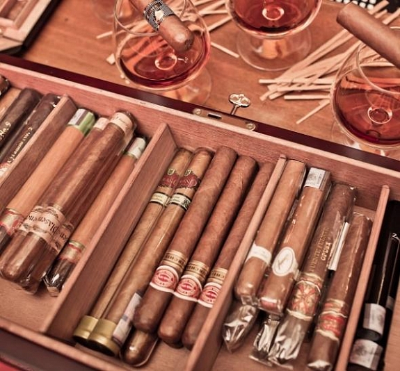 картинка Мастер-класс по сигарам от компании Рент-Бери