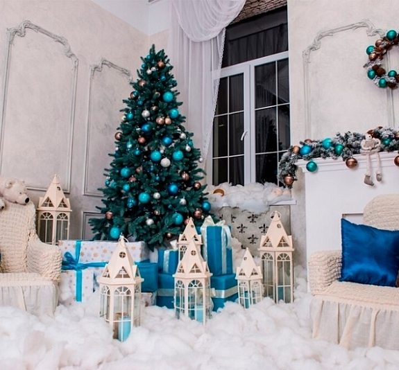 картинка Ёлка искусственная 150 см наряженная голубо-белая от компании Рент-Бери