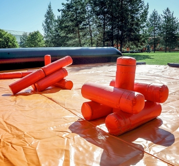 картинка Городки надувные от компании Рент-Бери