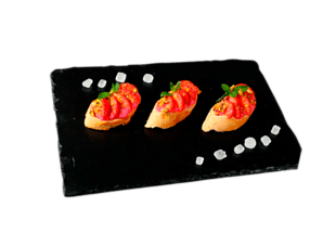 Брускетта с рикоттой и клубникой