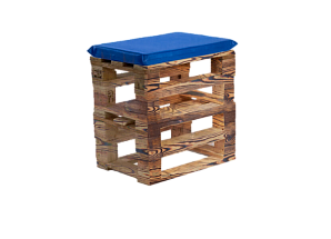 Обожжённый пуфик из паллет