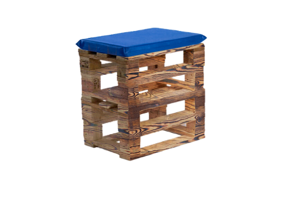 Обожжённый пуфик из паллет