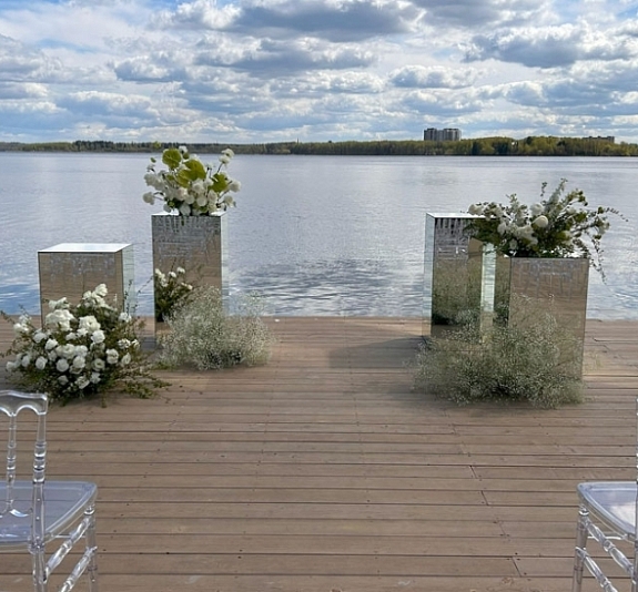 картинка Зеркальная колонна H80 от компании Рент-Бери