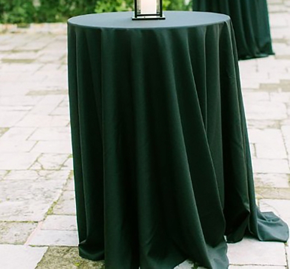 Скатерть круглая зеленая для коктейльного стола рис 2