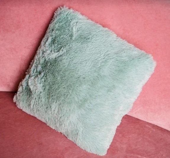 Декоративная подушка с мягким ворсом рис 4