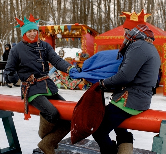 картинка Бой мешками на бревне от компании Рент-Бери