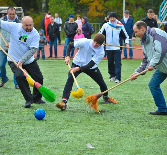 картинка Хоккей с метлами от компании Рент-Бери