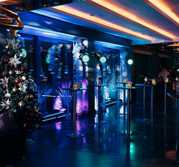 картинка Рождественский бар от компании Рент-Бери