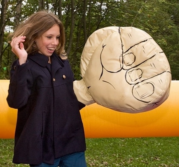 картинка Кулачный бой от компании Рент-Бери