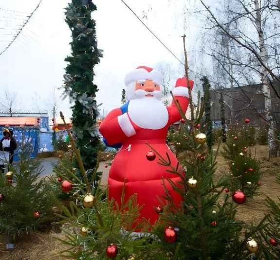 картинка Дед Мороз надувной от компании Рент-Бери