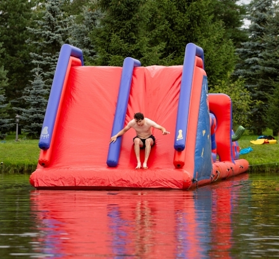 картинка Водная полоса препятствий от компании Рент-Бери