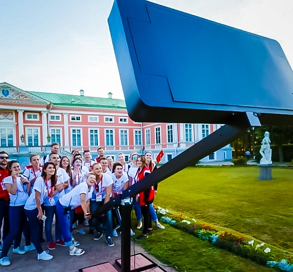 картинка Гигантская селфи-палка от компании Рент-Бери