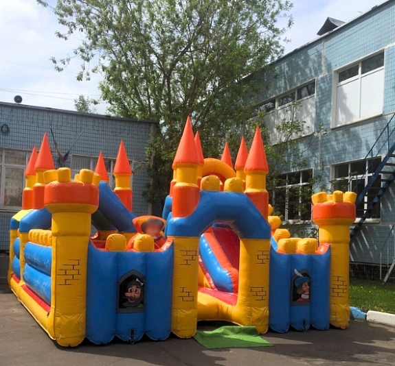 Батут с горкой "Кот в Сапогах" рис 2