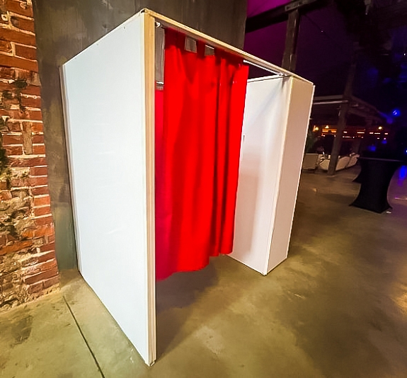 картинка Видеобудка от компании Рент-Бери