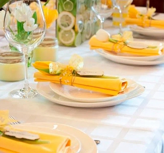 картинка Салфетка жёлтая 45х45 от компании Рент-Бери