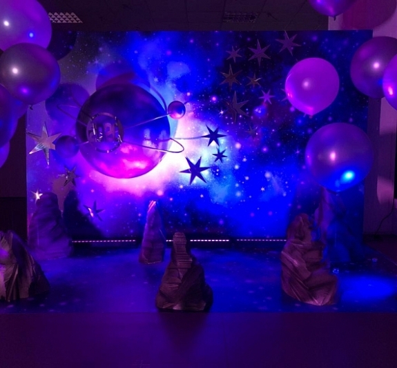 картинка Фотозона "Космическая" от компании Рент-Бери