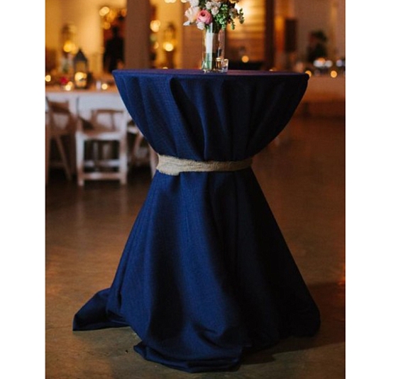 Скатерть синяя круглая для коктейльного стола рис 6