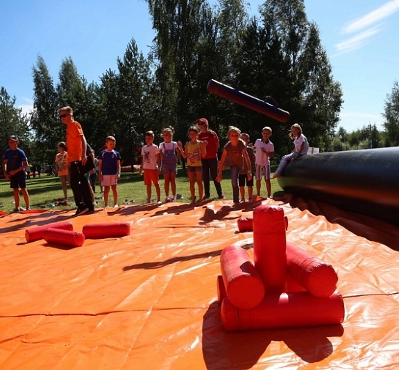 картинка Городки надувные от компании Рент-Бери