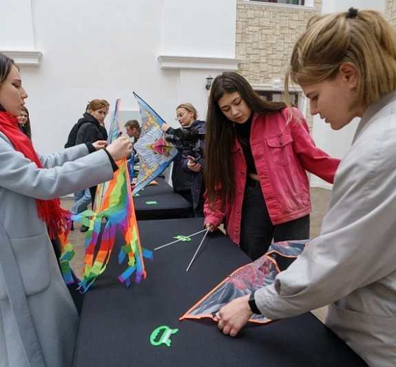 Мастер-класс «Воздушные змеи» рис 1