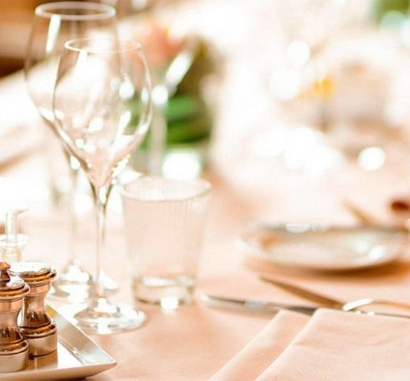 Скатерть прямоугольная бежевая рис 4