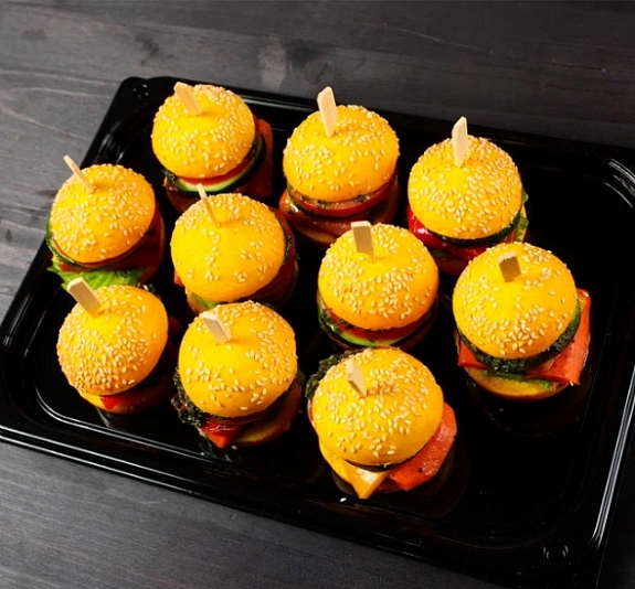 Мини бургер с печеными овощами рис 1