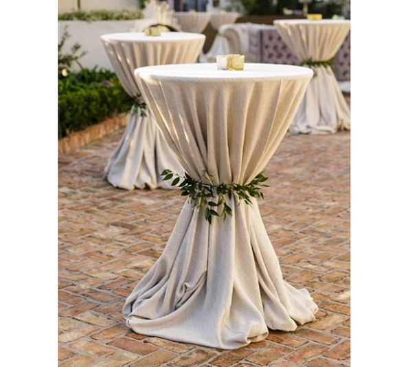 Скатерть круглая бежевая для коктейльного стола рис 3