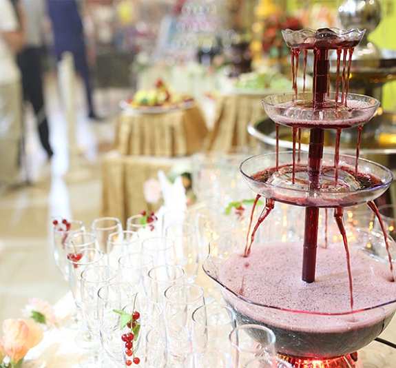 Фонтан с шампанским рис 8