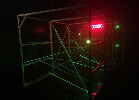 Лазерный лабиринт