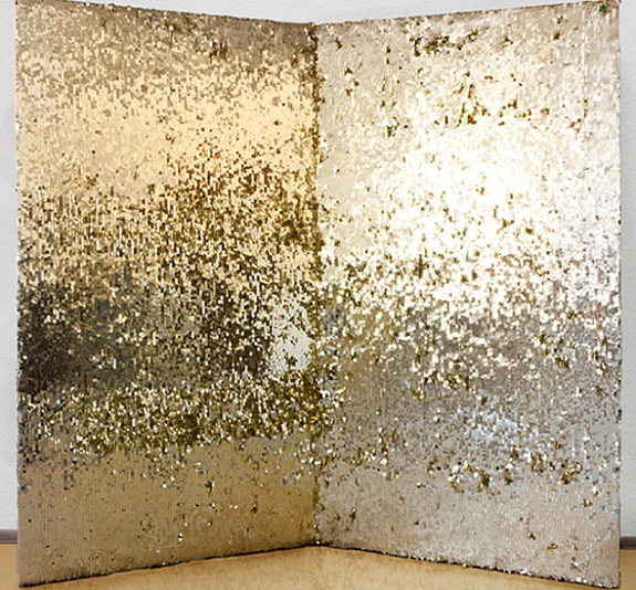 Фотозона Пайетки золото рис 1