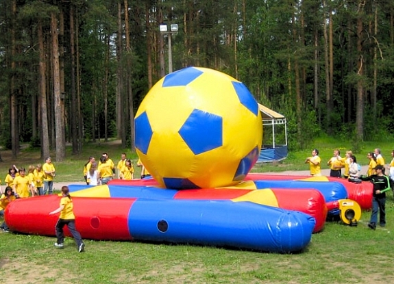 Лабиринт футбол