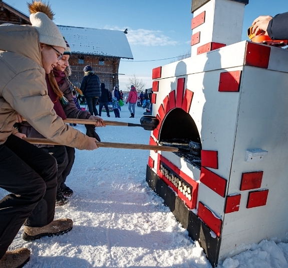 картинка Забег с чугунками от компании Рент-Бери