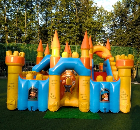 Батут с горкой "Кот в Сапогах" рис 1