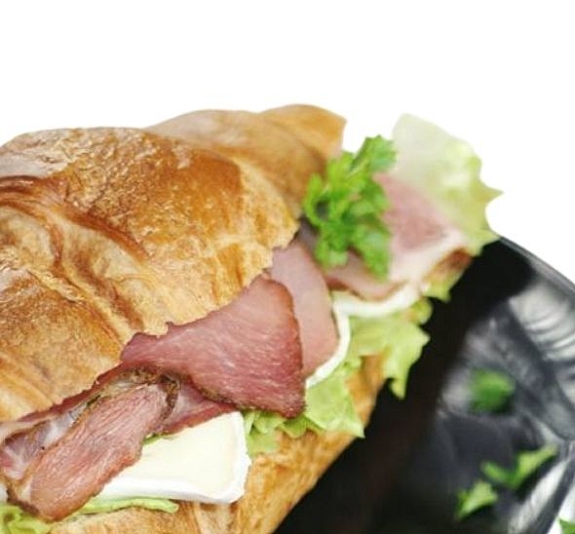 Круассан с бужениной и ким-чи кремом рис 2