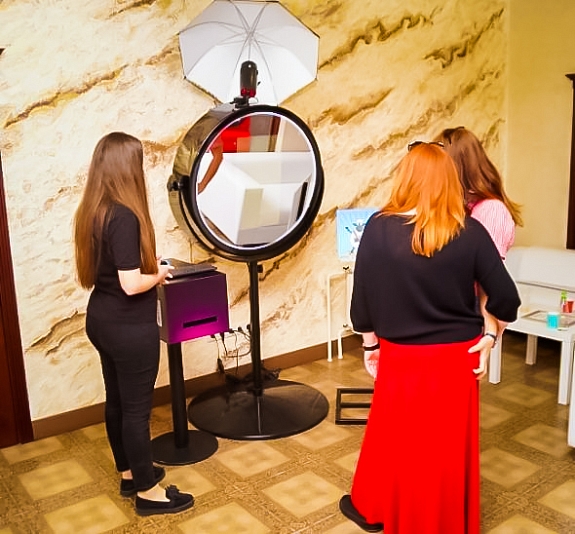 картинка Селфи-зеркало круглое от компании Рент-Бери